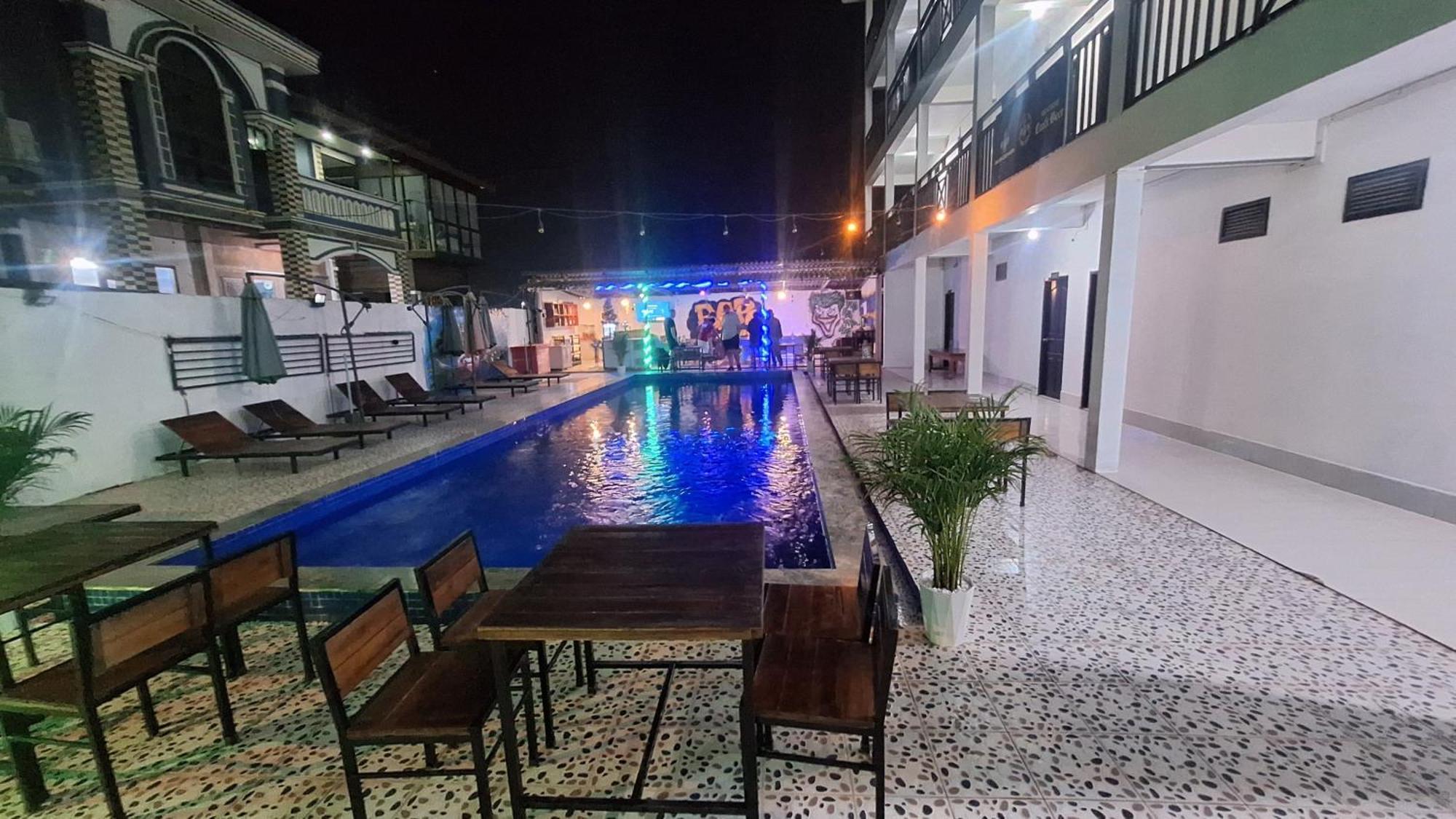 Vang Vieng Santara Backpackers Hostel Dış mekan fotoğraf